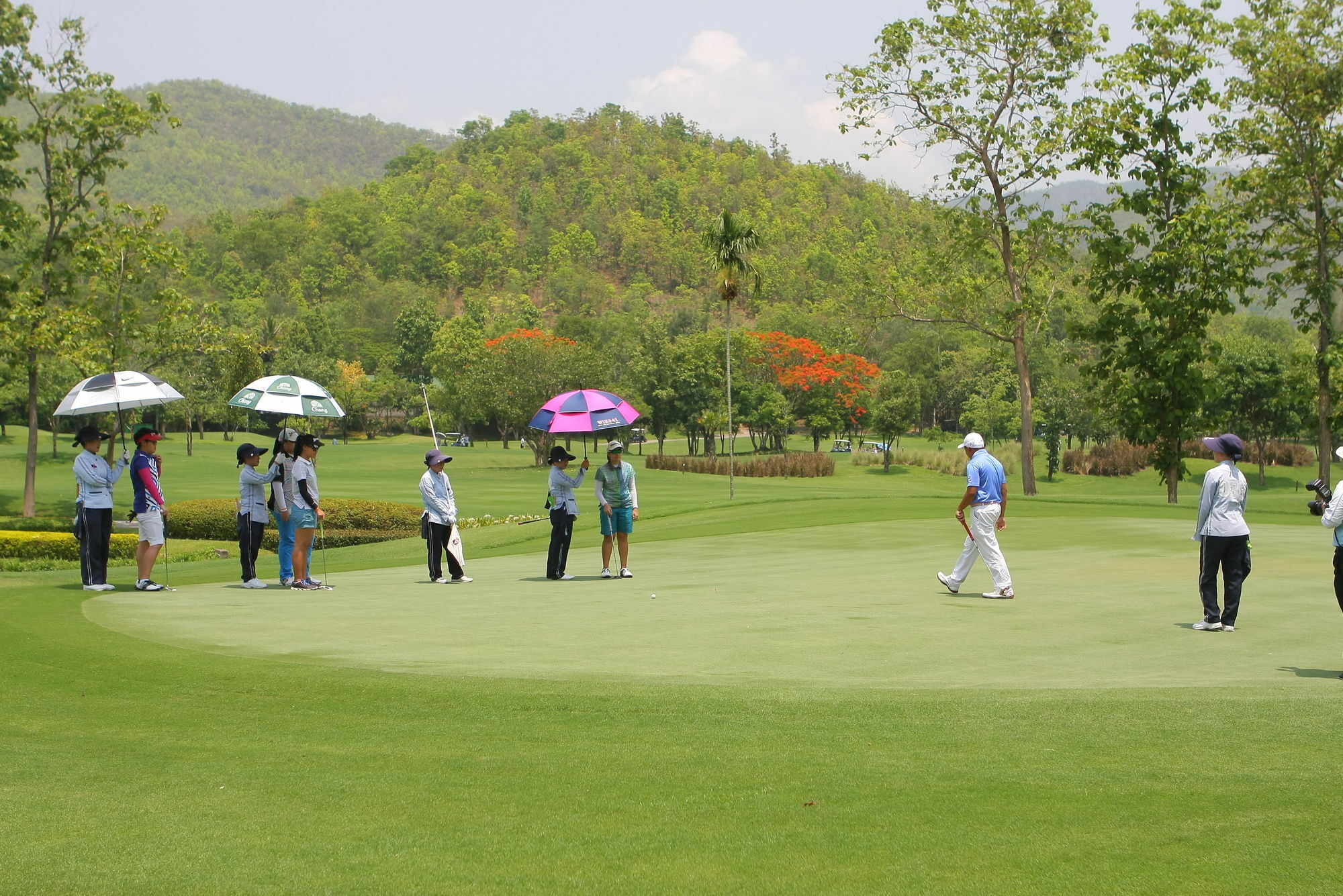 Alpine Golf Resort Chiang Mai Ban Huai Sai Nua Extérieur photo